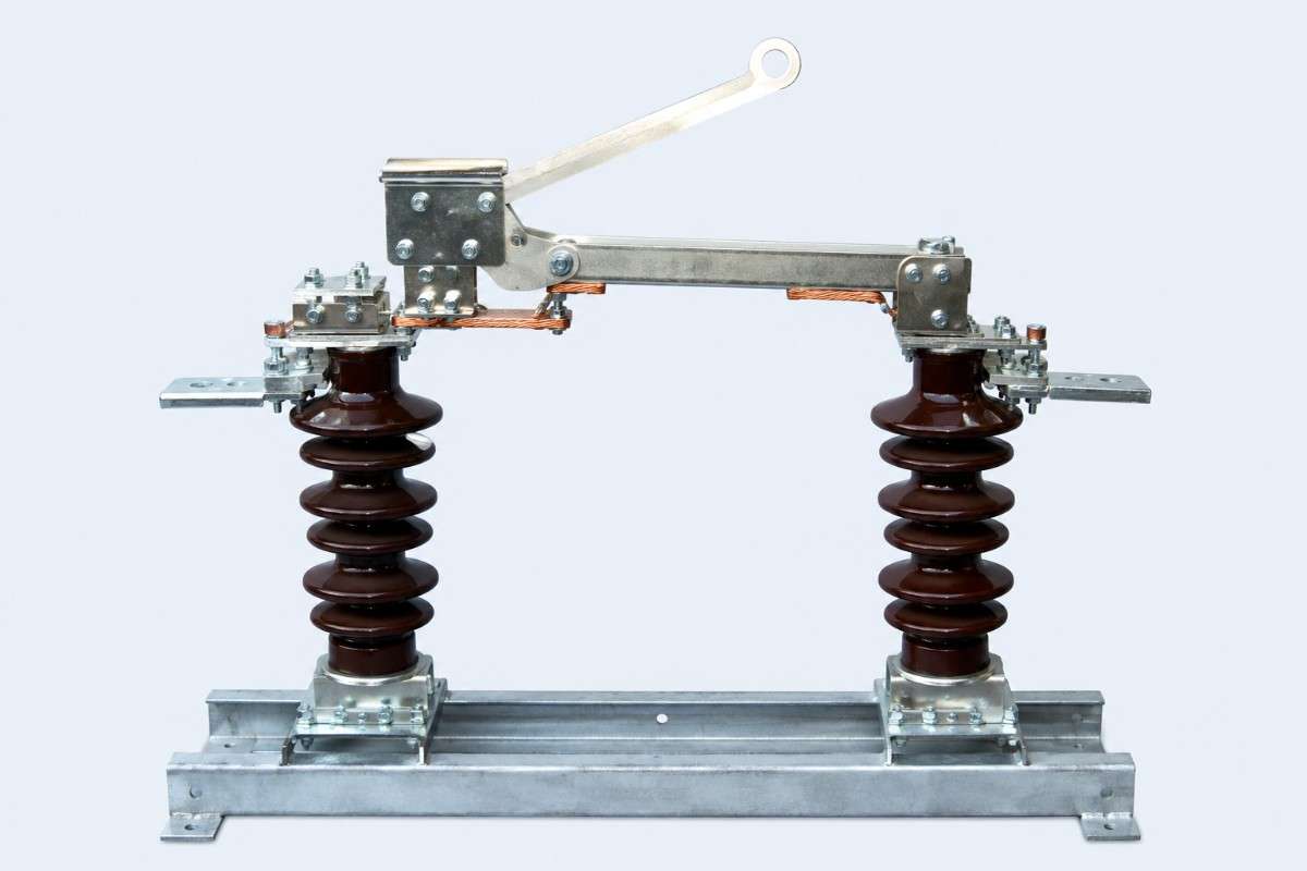 Isolator 63 Amp Price
